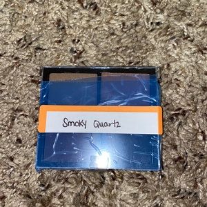 NWOB Tom Ford Shadow quad - Smoky Quartz 
Never used
No box
Sold in pan